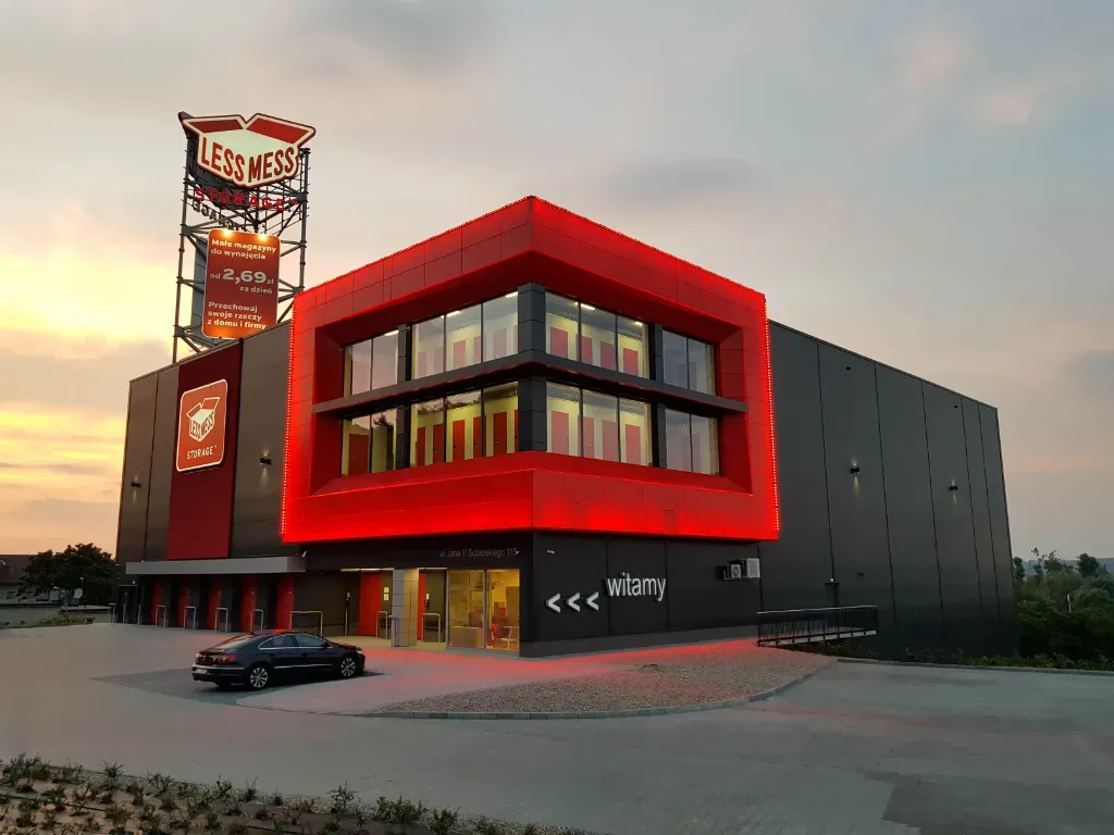 Związek na poważnie - wspólne mieszkanie i... podwójne wyposażenie. Gdzie je przechować?